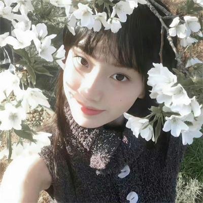 莫斯科来的香烟女孩